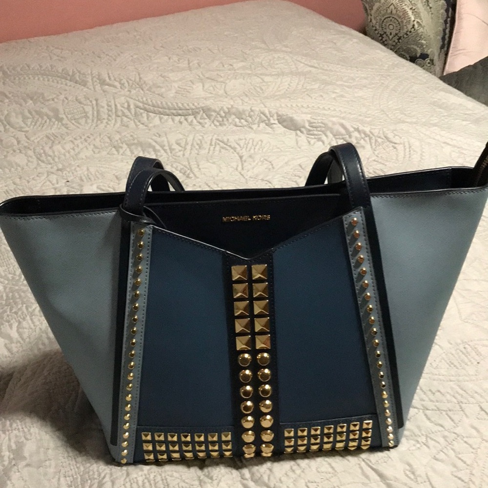 Large Michael Kors tote and matching wallet